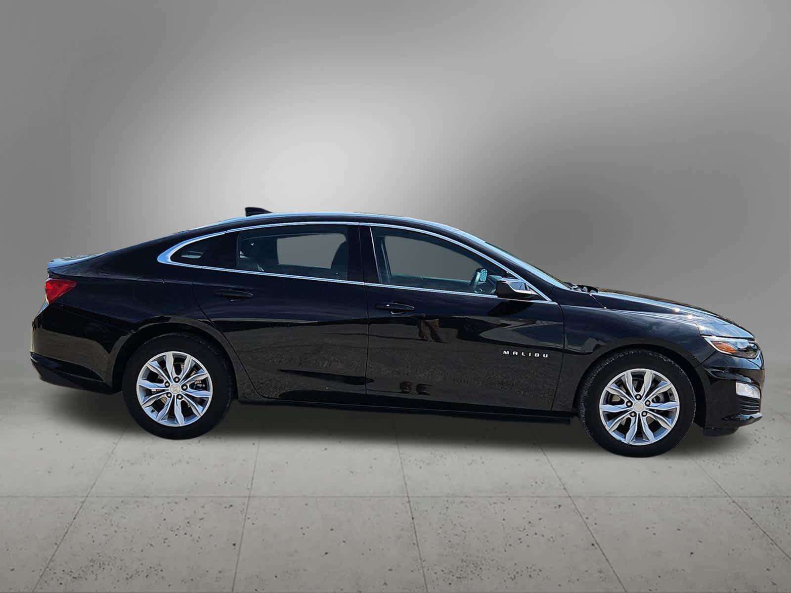 Used 2025 Chevrolet Malibu LT FWD image 7