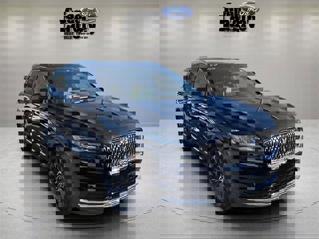 Used 2022 Lincoln Nautilus Reserve image 12