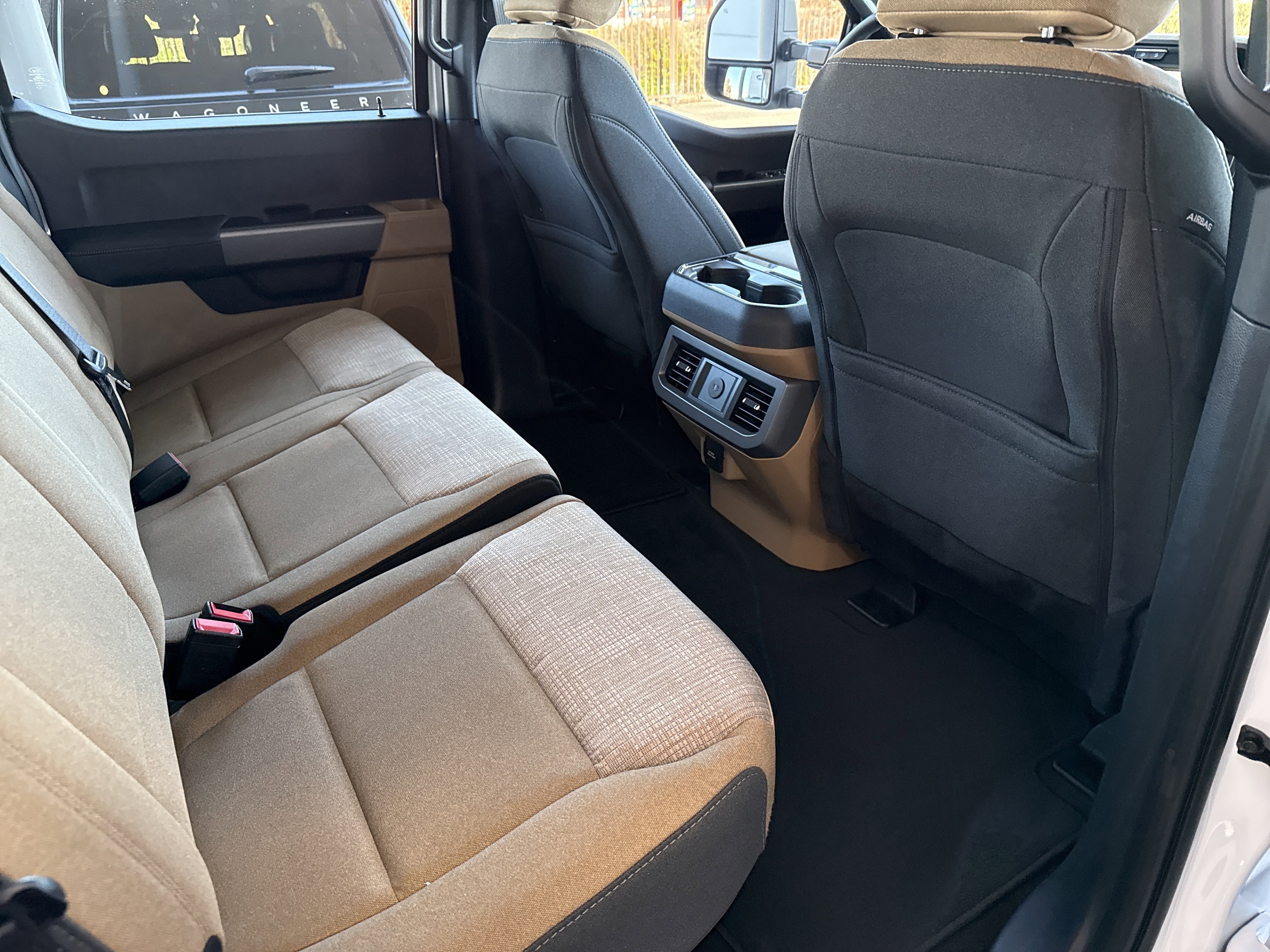 New 2026 Ford F350 XLT w/ FX4 Off-Road Package image 13