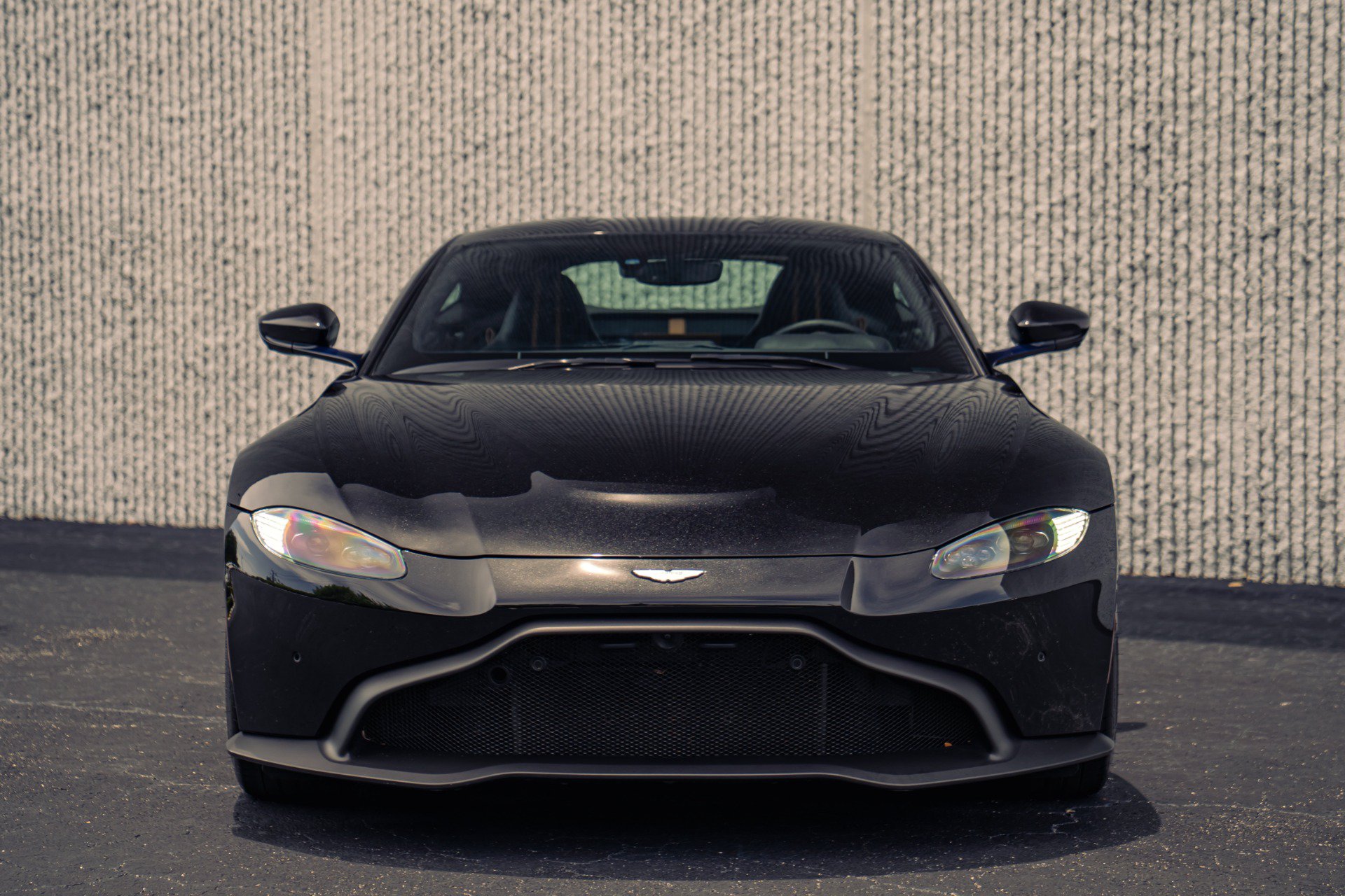 Used 2020 Aston Martin V8 Vantage Coupe RWD image 5
