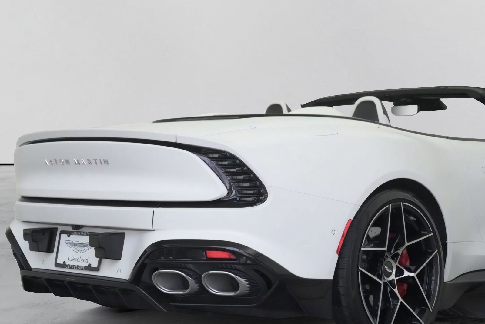 New 2026 Aston Martin Vanquish Convertible RWD image 50