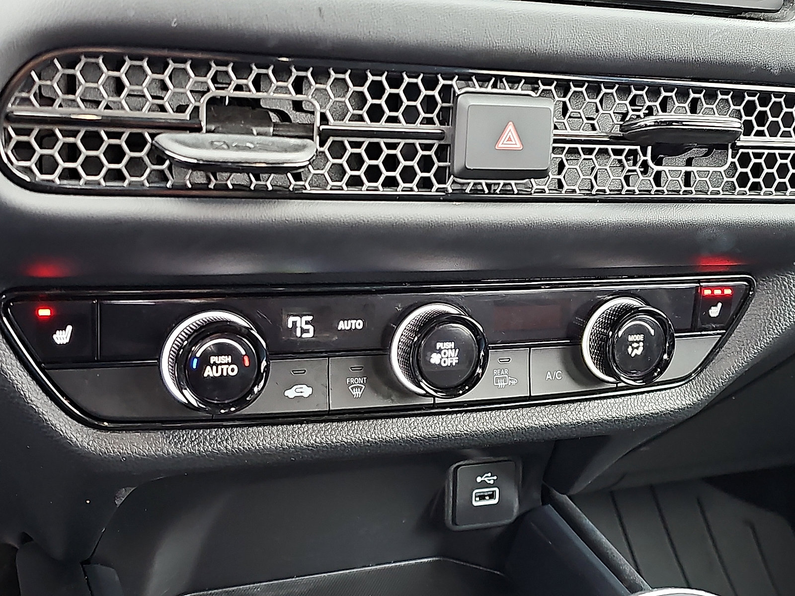 Used 2023 Honda HR-V Sport image 15