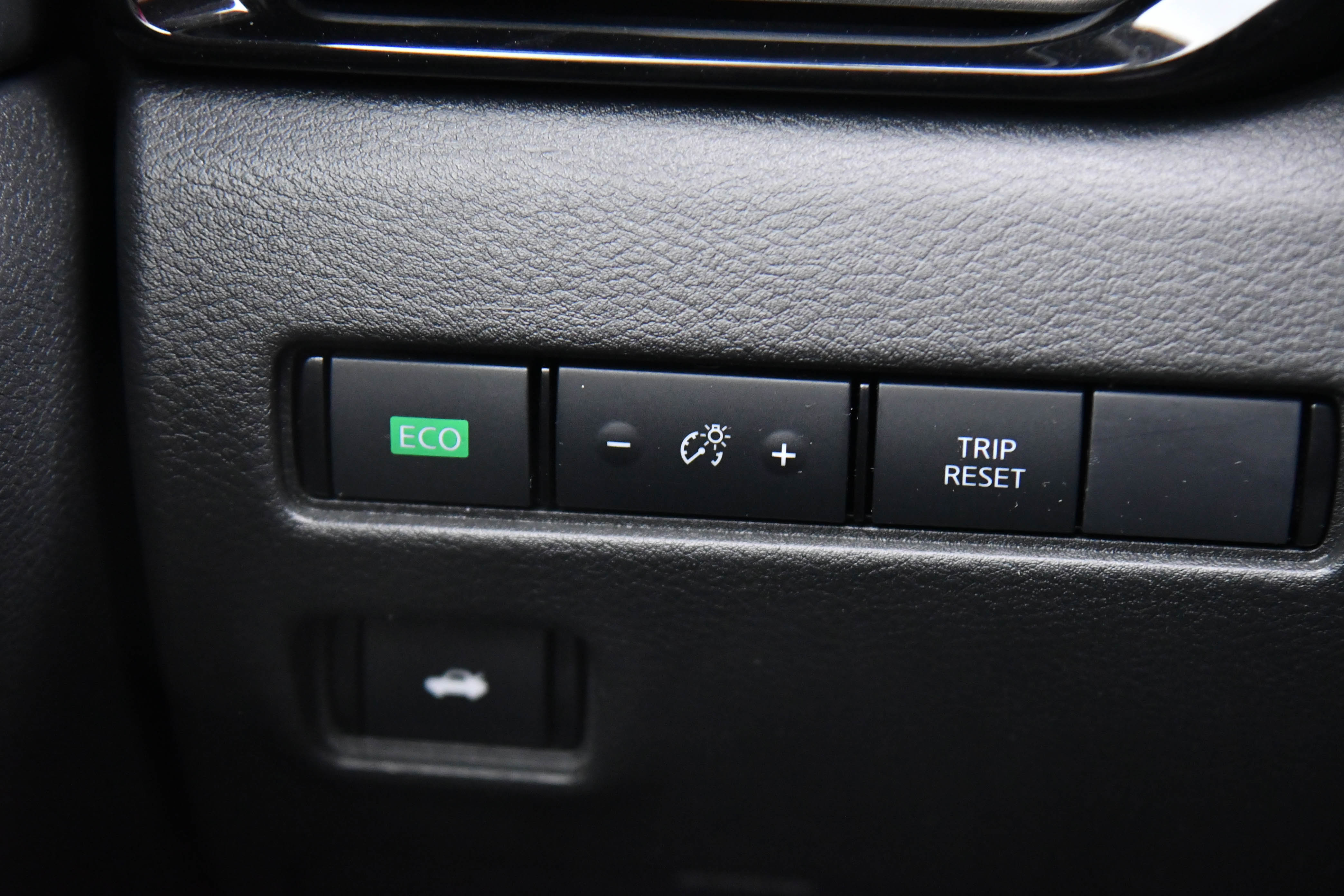 Used 2024 Nissan Sentra SV image 27