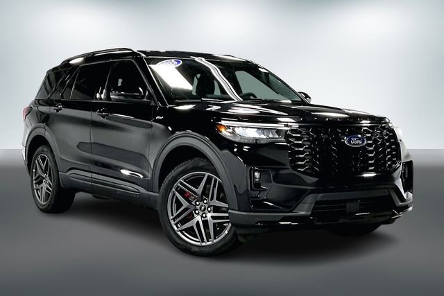 Used 2025 Ford Explorer ST-Line w/ ST-Line Street Pack