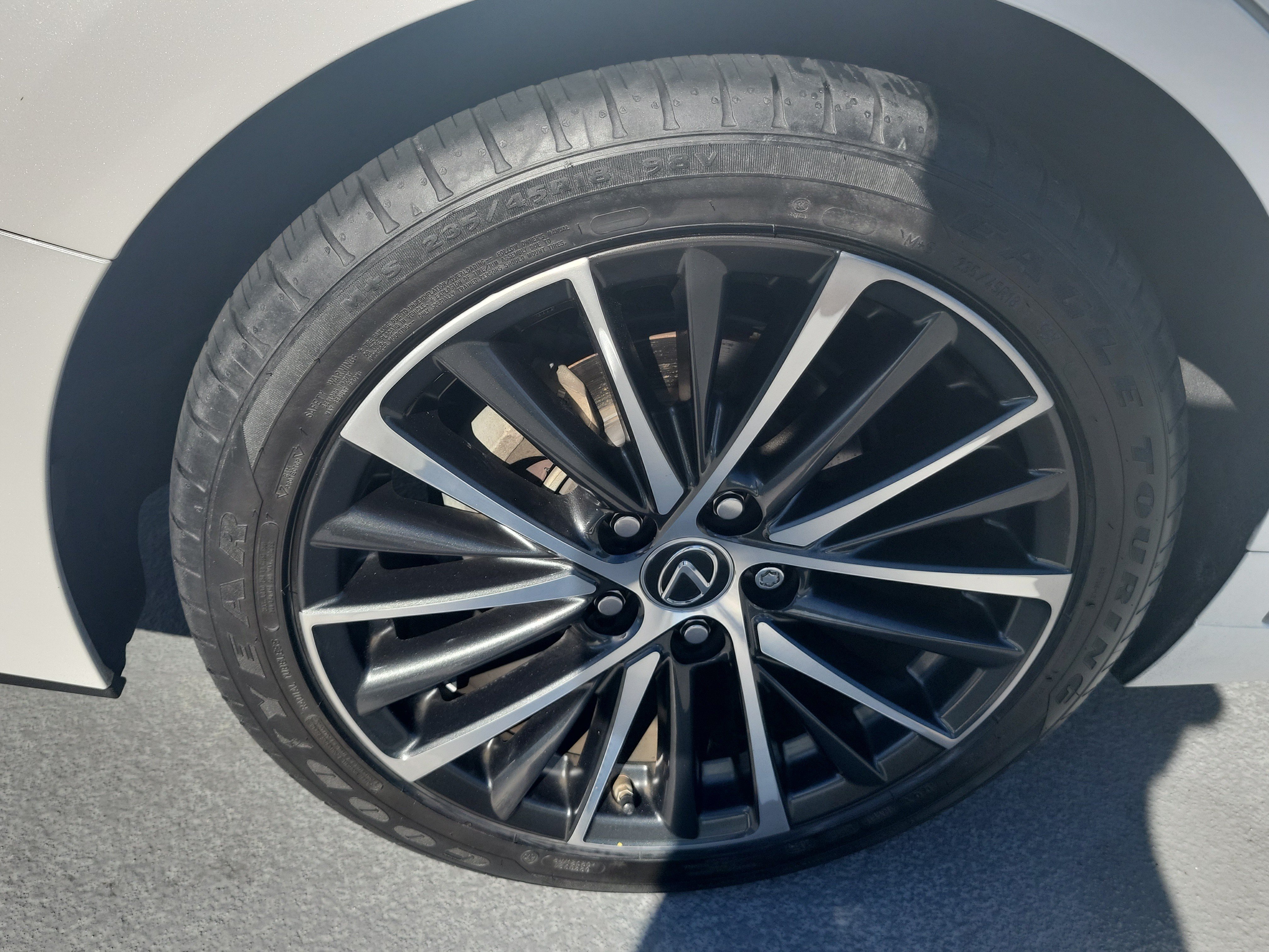 Certified 2024 Lexus ES 350 w/ Premium Package FWD image 7