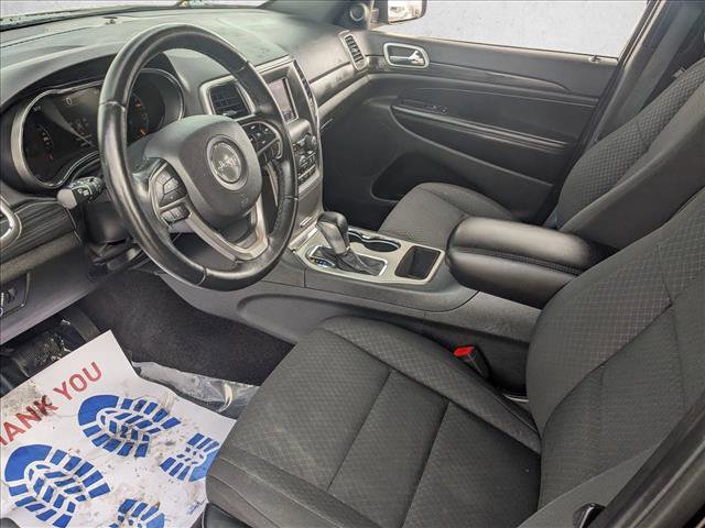 Used 2019 Jeep Grand Cherokee Laredo w/ Security & Convenience Group image 10