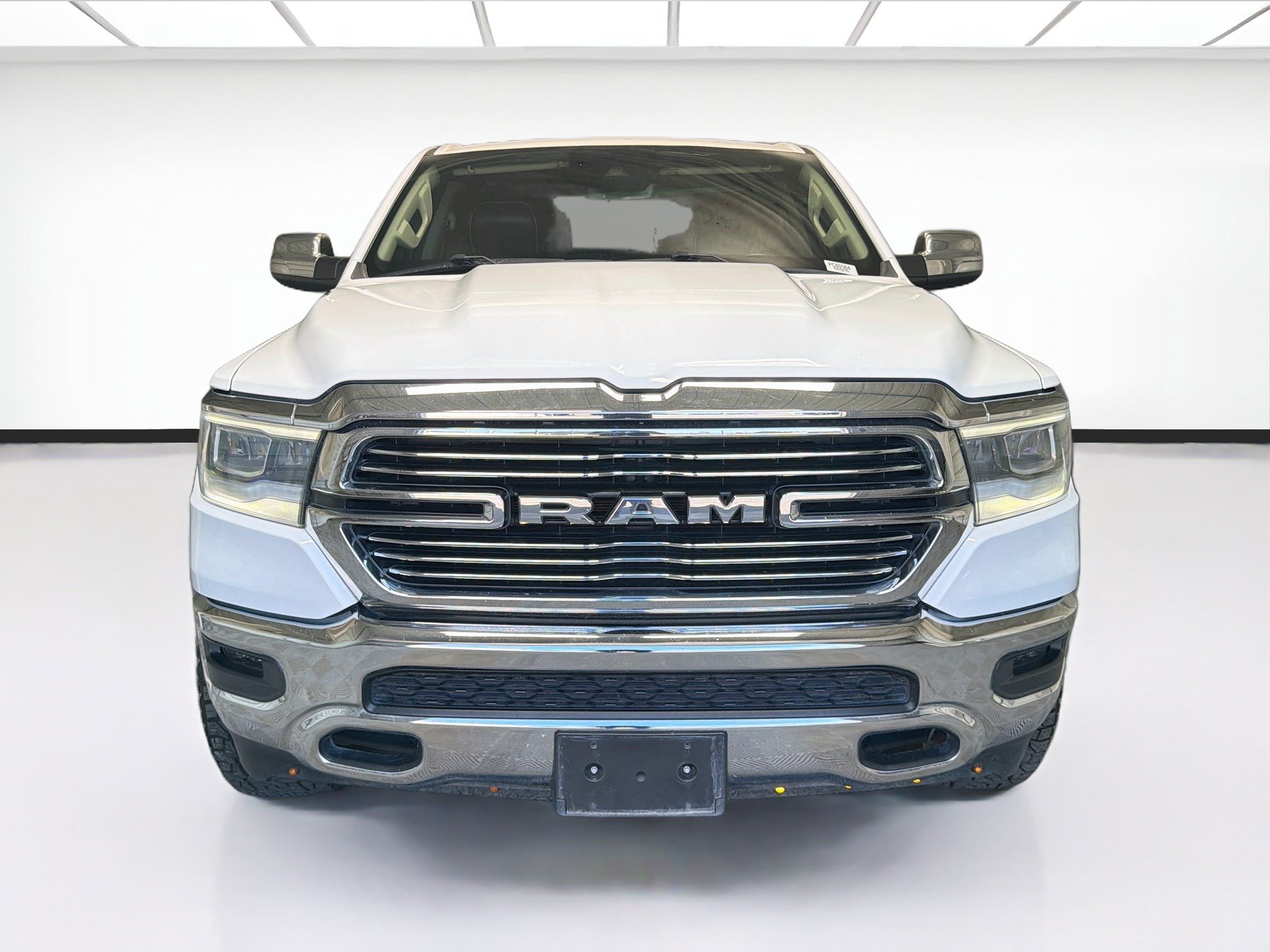 Used 2021 RAM 1500 Laramie w/ Off Road Group AWD/4WD image 2