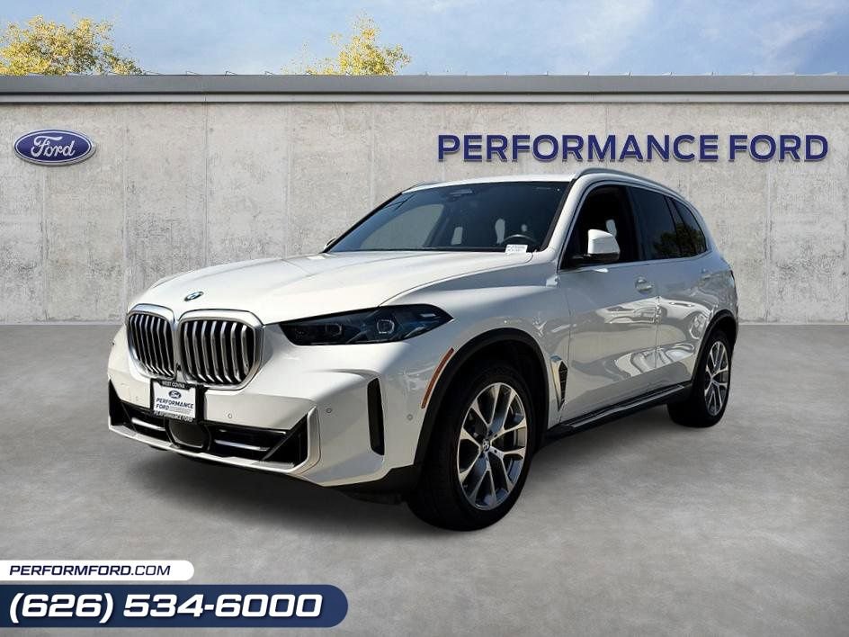 Used 2024 BMW X5 xDrive40i AWD/4WD image 1
