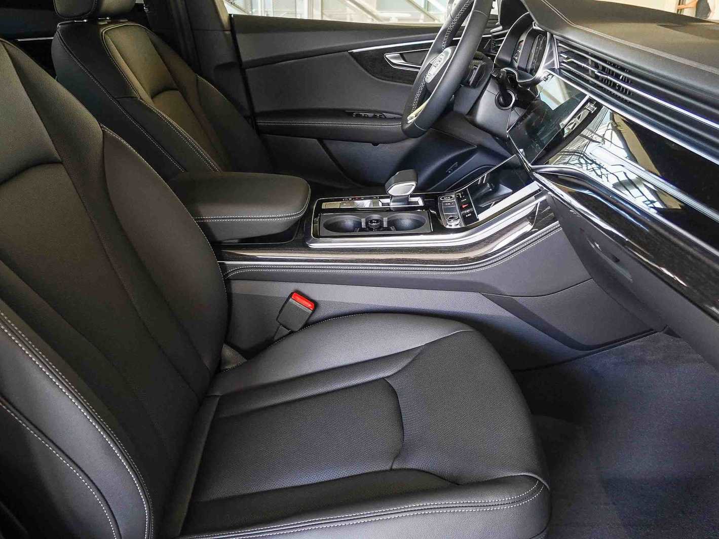 New 2026 Audi Q8 Premium Plus AWD/4WD image 18