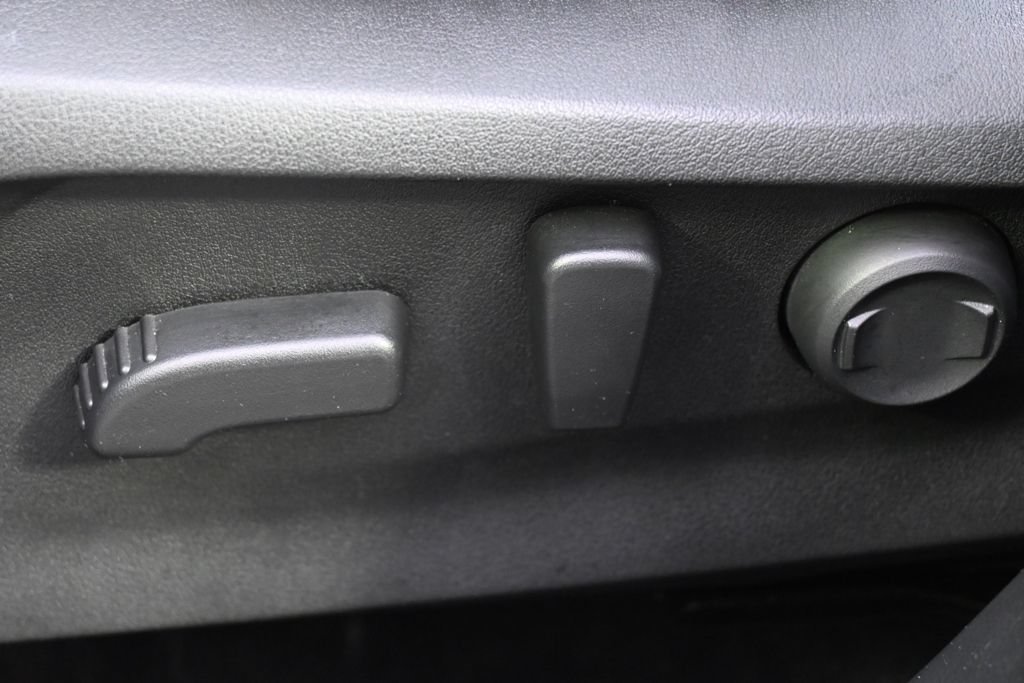 Used 2022 Subaru Forester Premium AWD/4WD image 14