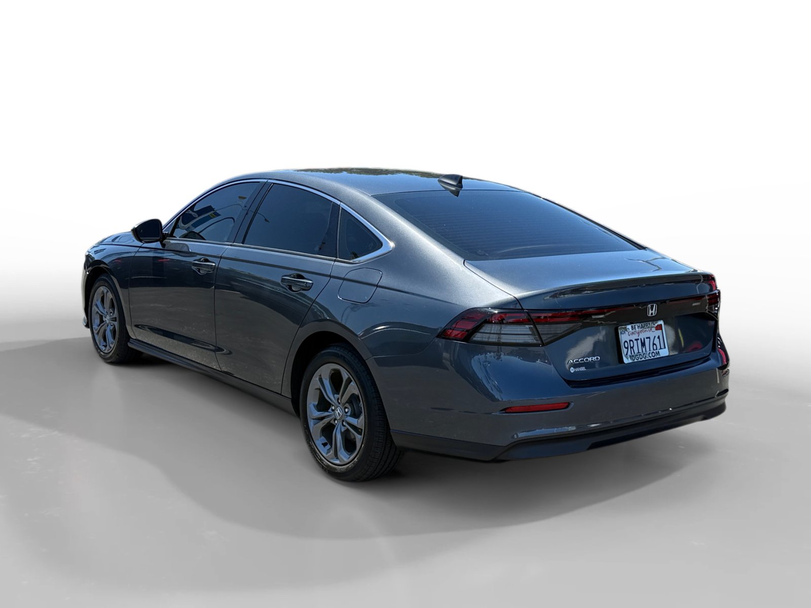 Used 2024 Honda Accord EX image 3