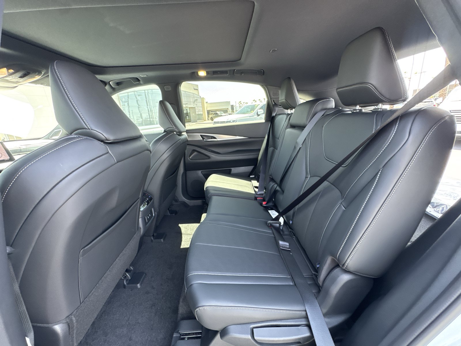 New 2027 INFINITI QX65 Luxe w/ Cargo Package AWD/4WD image 26