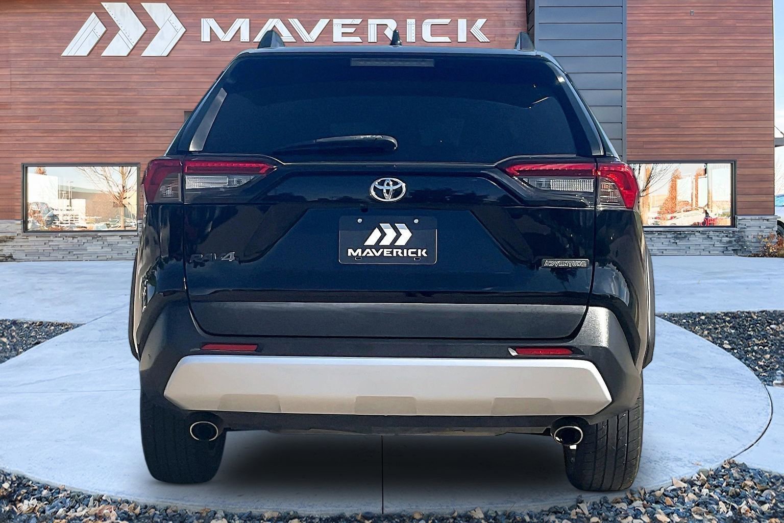 Used 2022 Toyota RAV4 Adventure AWD/4WD image 6