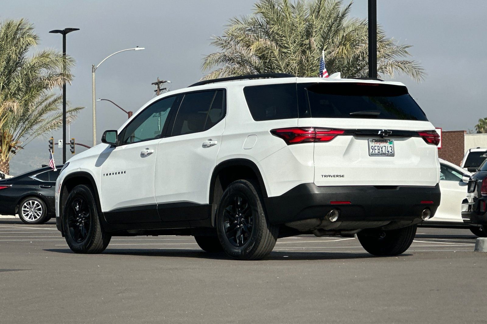 Certified 2023 Chevrolet Traverse LS w/ Midnight/Sport Edition image 6