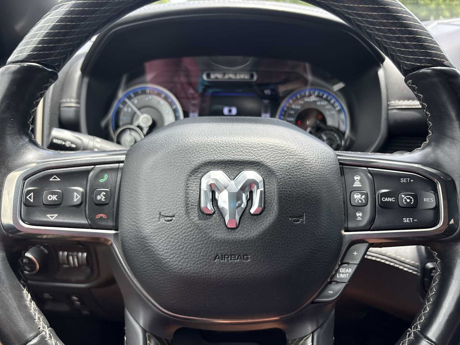 Used 2019 RAM 1500 Limited AWD/4WD image 11