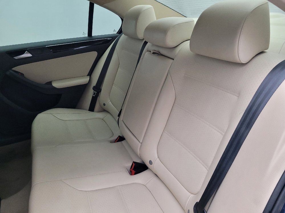 Used 2016 Volkswagen Jetta SEL w/ Lighting Package FWD image 18