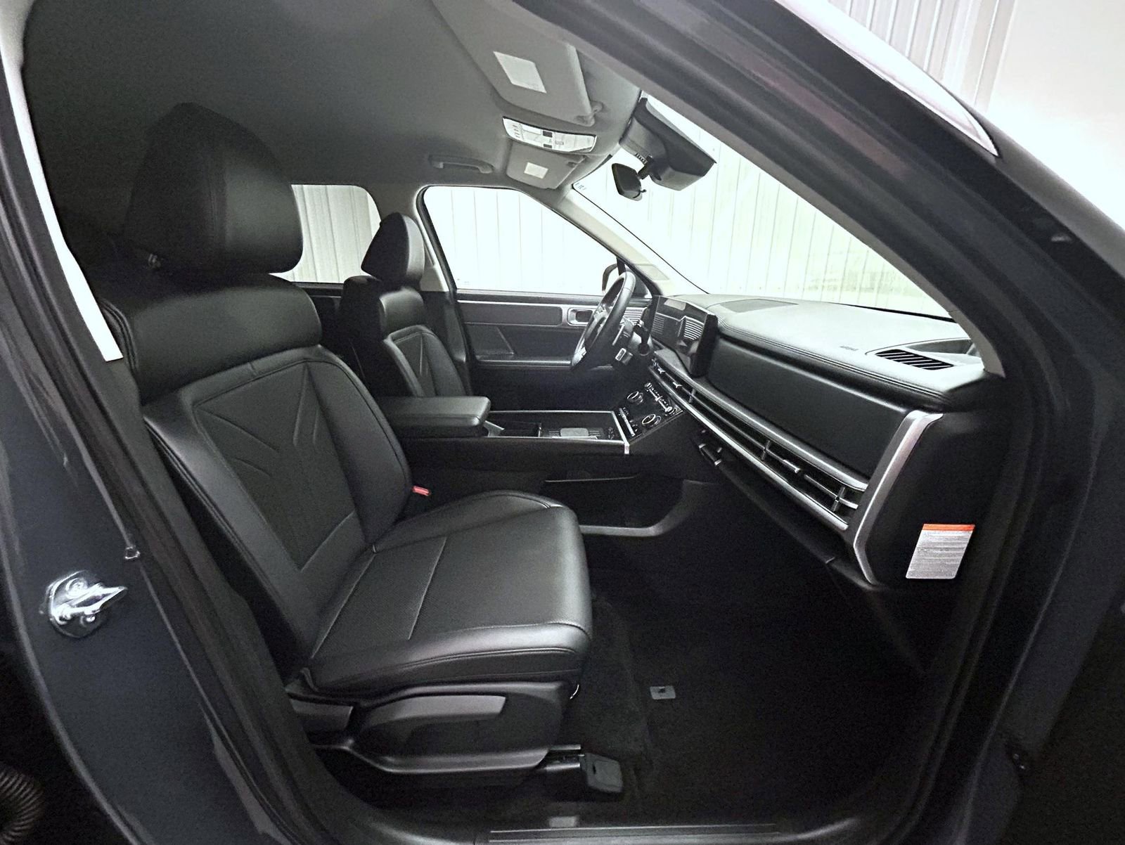 Used 2025 Hyundai Santa Fe SEL image 15