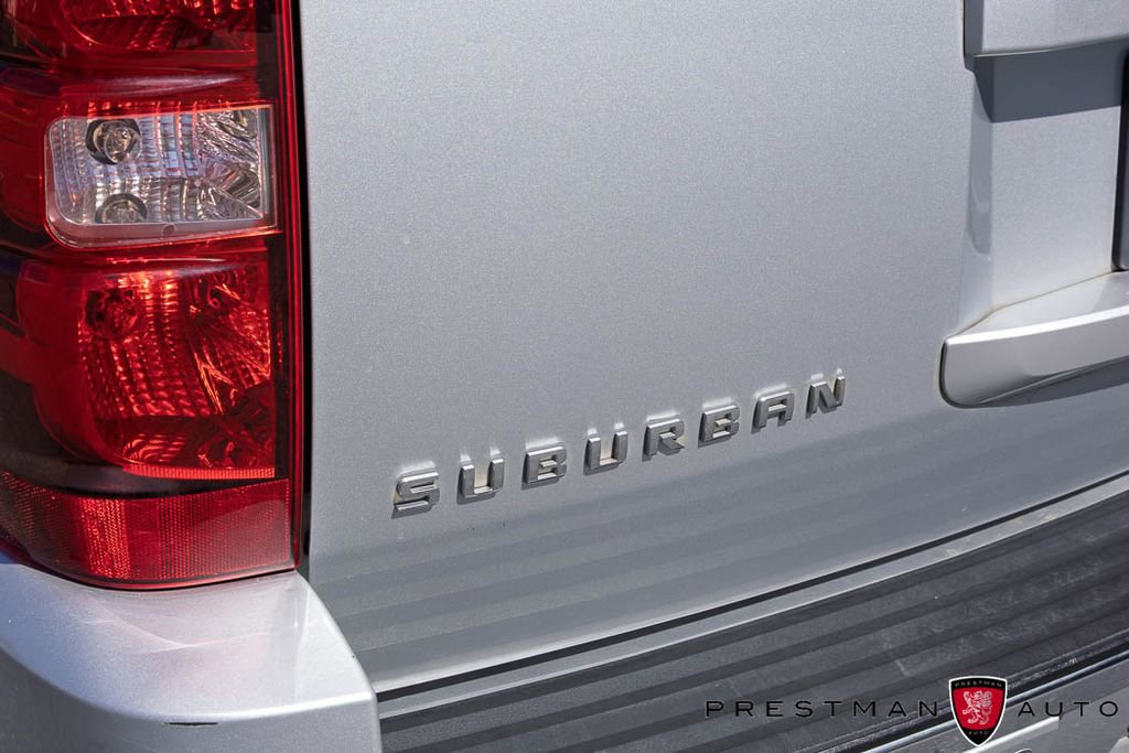 Used 2014 Chevrolet Suburban LTZ AWD/4WD image 40