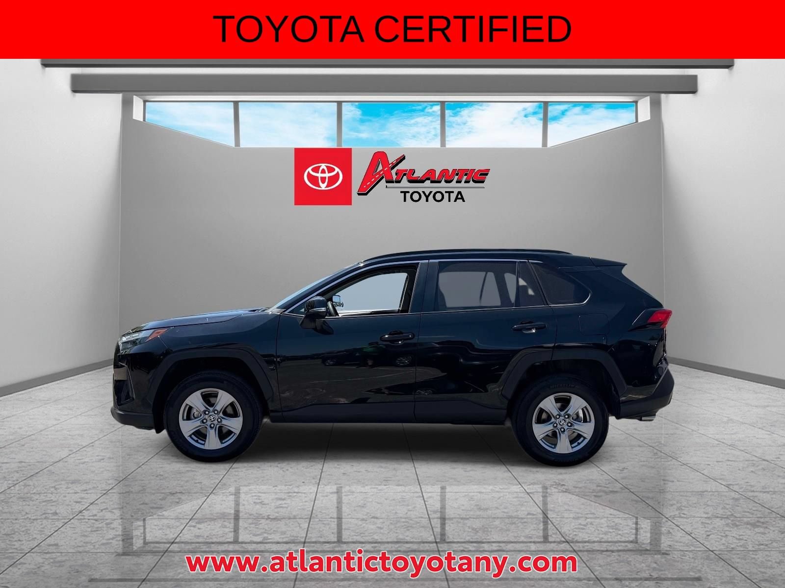 Certified 2025 Toyota RAV4 XLE AWD/4WD image 5