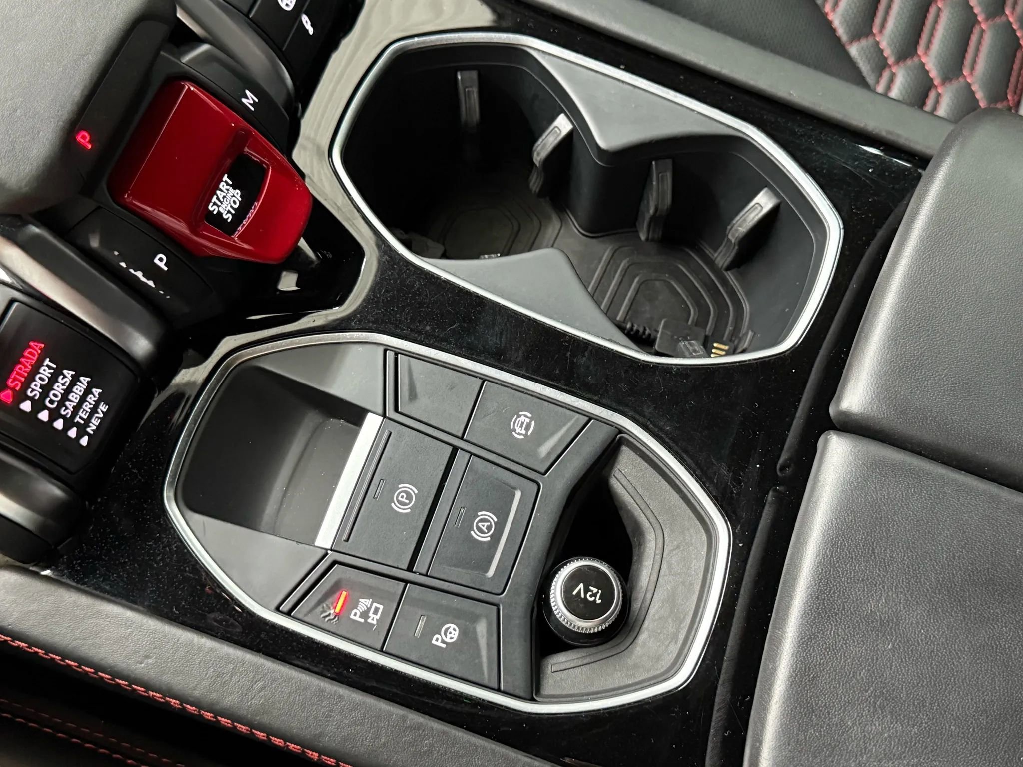 Used 2021 Lamborghini Urus image 37