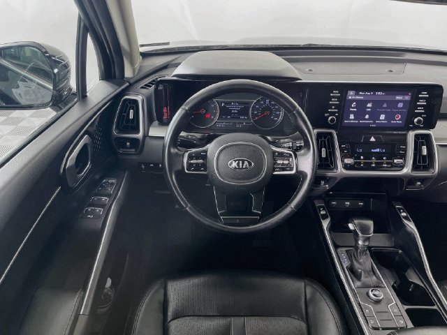 Used 2021 Kia Sorento S w/ Panoramic Sunroof Package FWD image 23