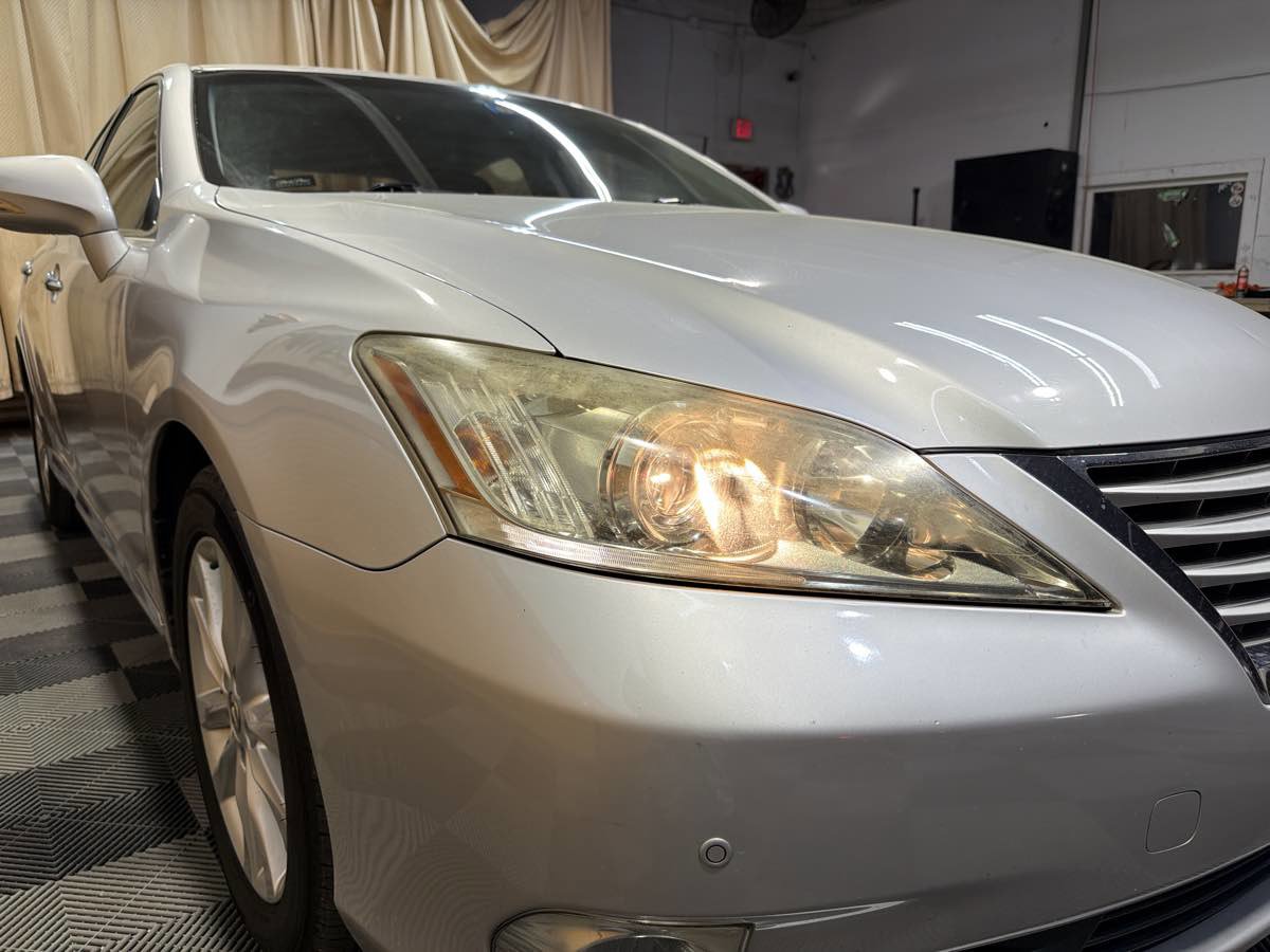 Used 2010 Lexus ES 350 image 7