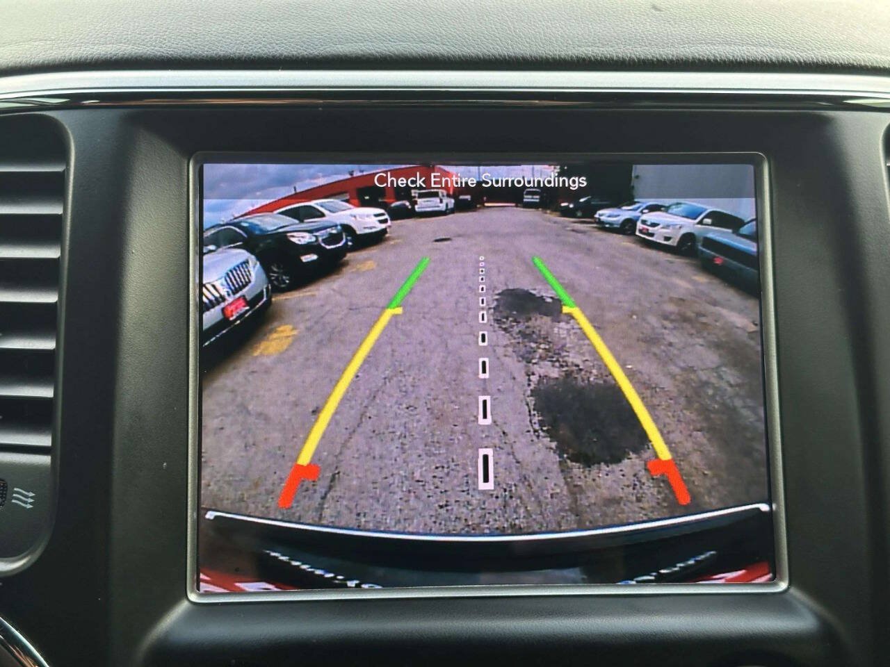Used 2018 Jeep Grand Cherokee Overland AWD/4WD image 37