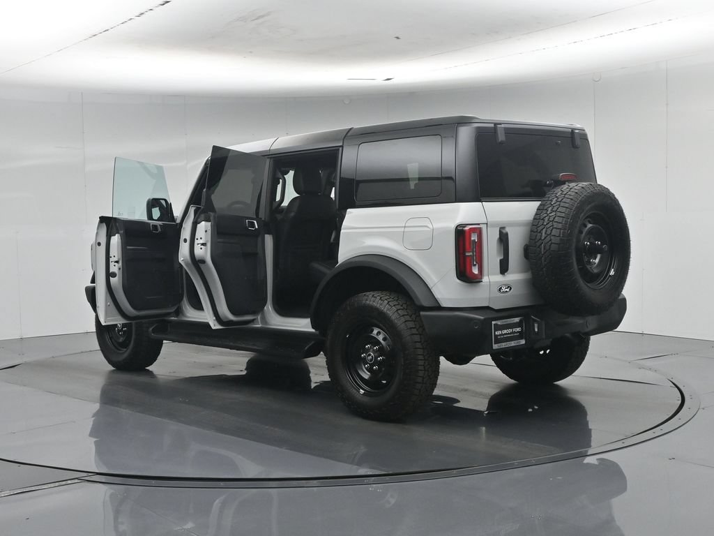 Used 2026 Ford Bronco Outer Banks AWD/4WD image 32