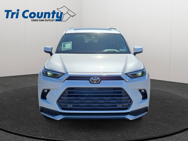 Used 2026 Toyota Grand Highlander AWD Hybrid image 2