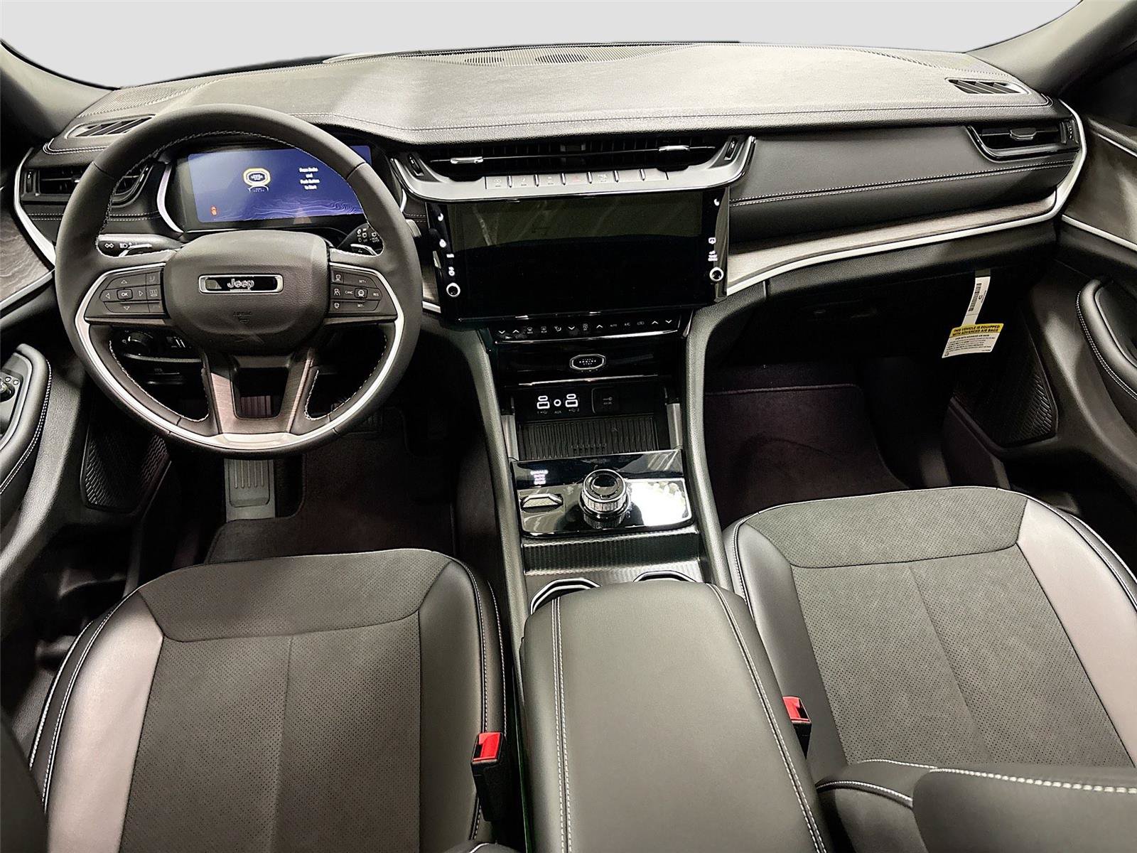 New 2026 Jeep Grand Cherokee L 4WD image 33