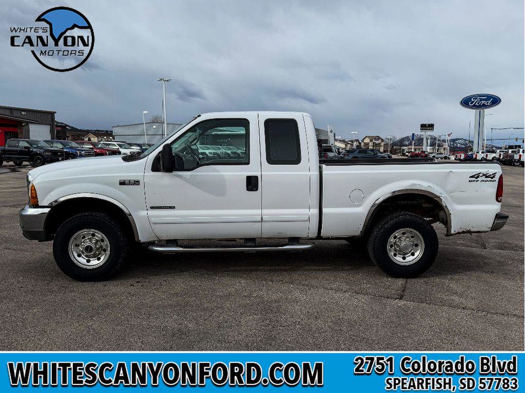 Used 2001 Ford F250 XLT image 2