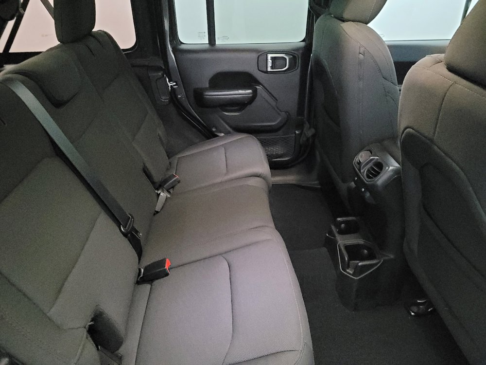 Used 2019 Jeep Wrangler Unlimited Sport S image 19