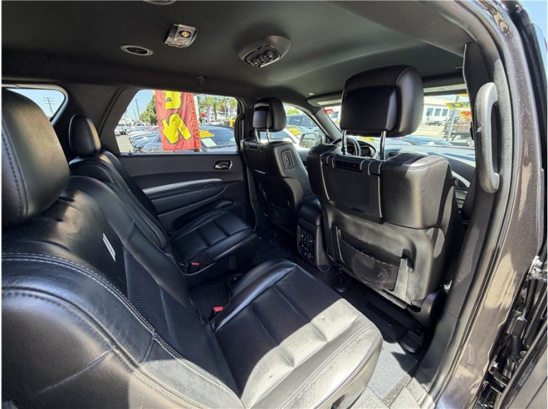 Used 2020 Dodge Durango R/T w/ Blacktop Package RWD image 29