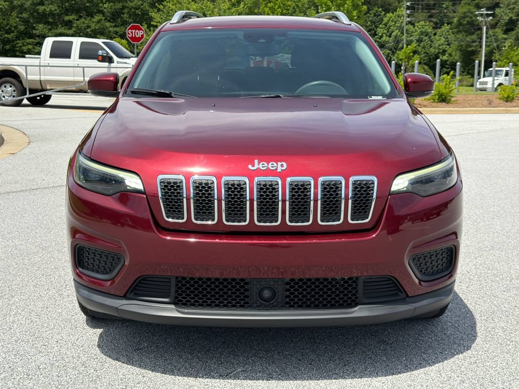 Used 2021 Jeep Cherokee Latitude FWD image 2