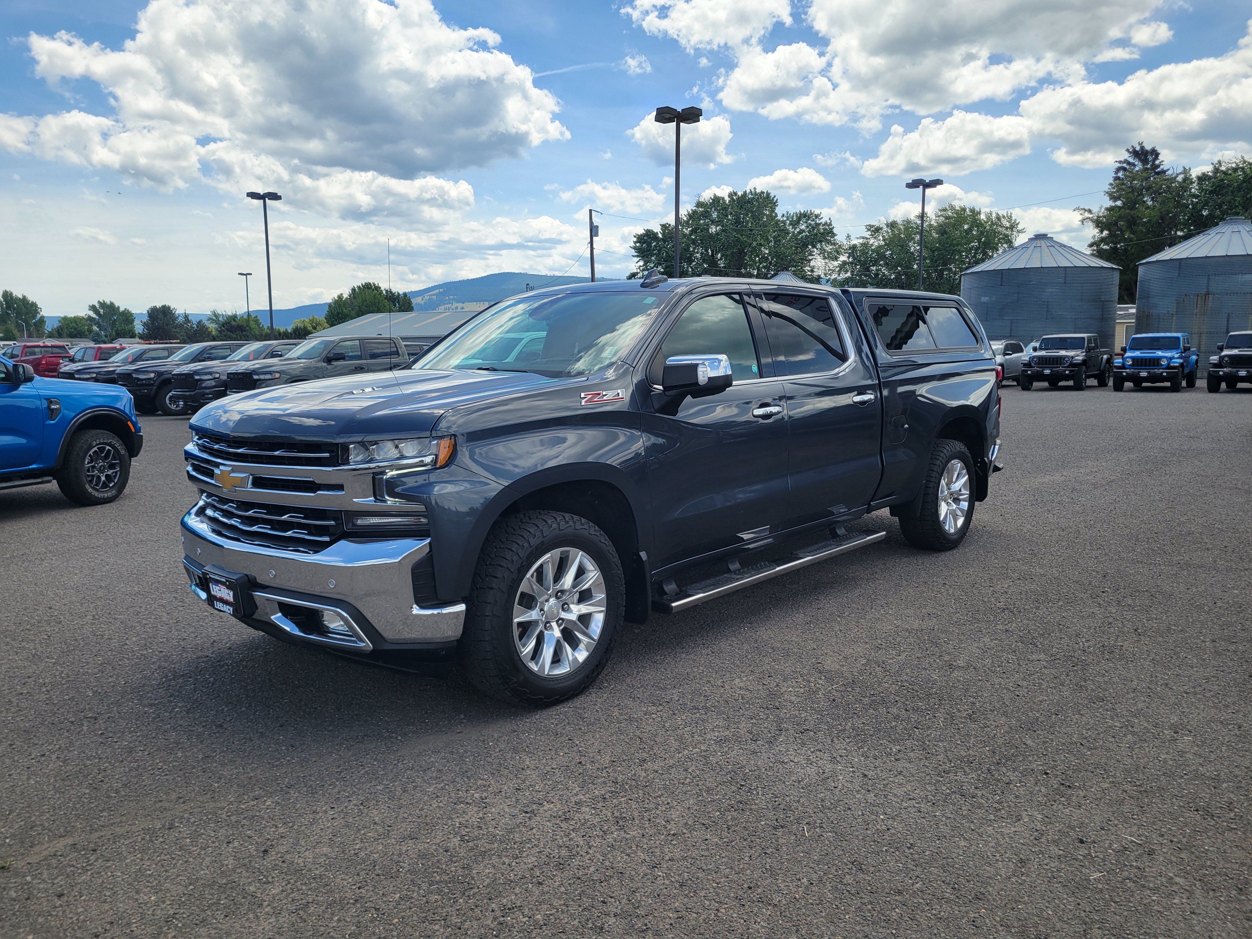Used 2021 Chevrolet Silverado 1500 LTZ w/ LTZ Premium Package AWD/4WD image 14