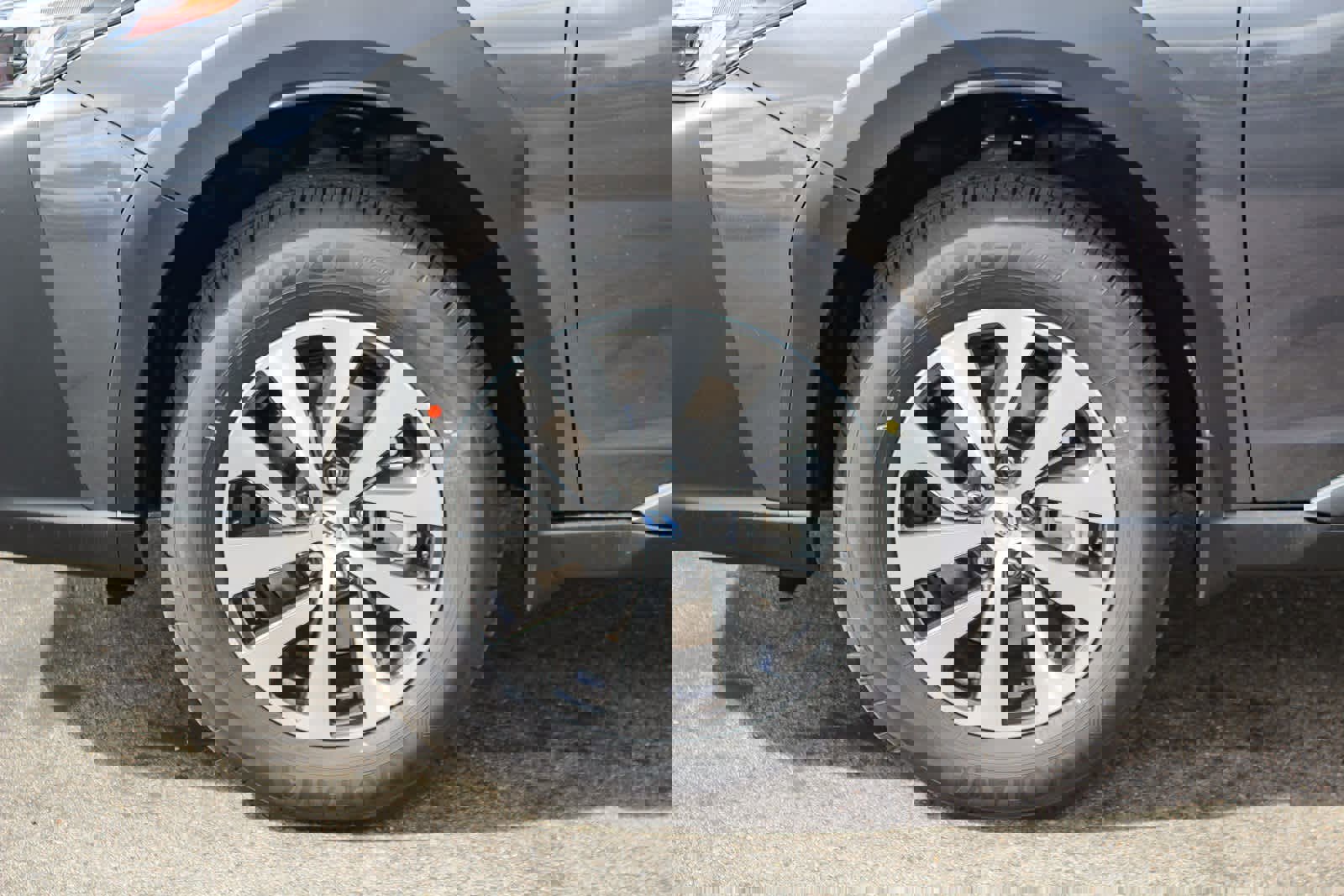 New 2025 Subaru Outback Premium image 8