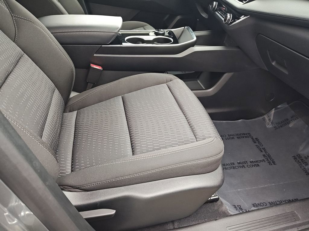 Used 2026 Chevrolet Equinox LT image 31