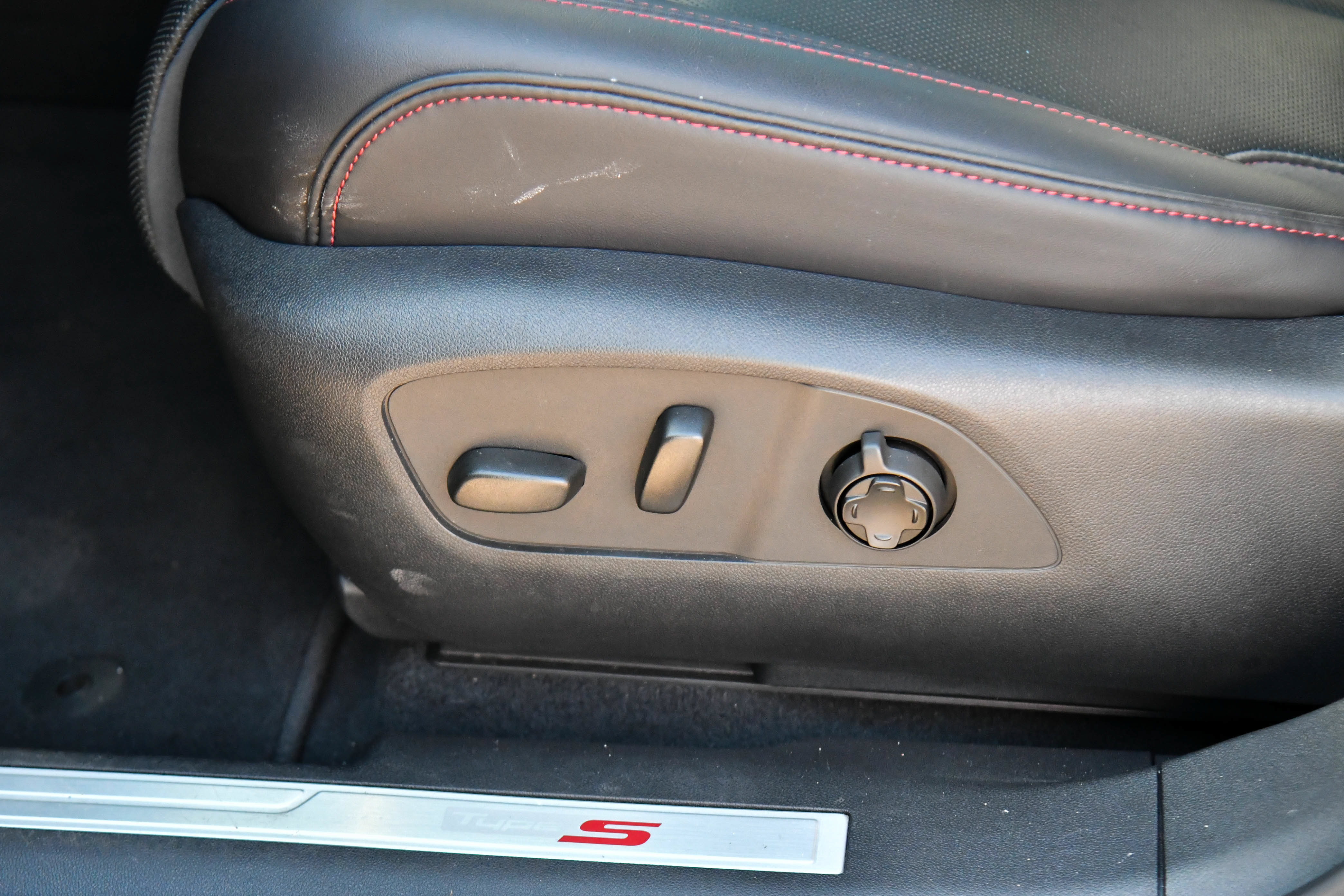 Used 2024 Acura ZDX Type S AWD/4WD image 18