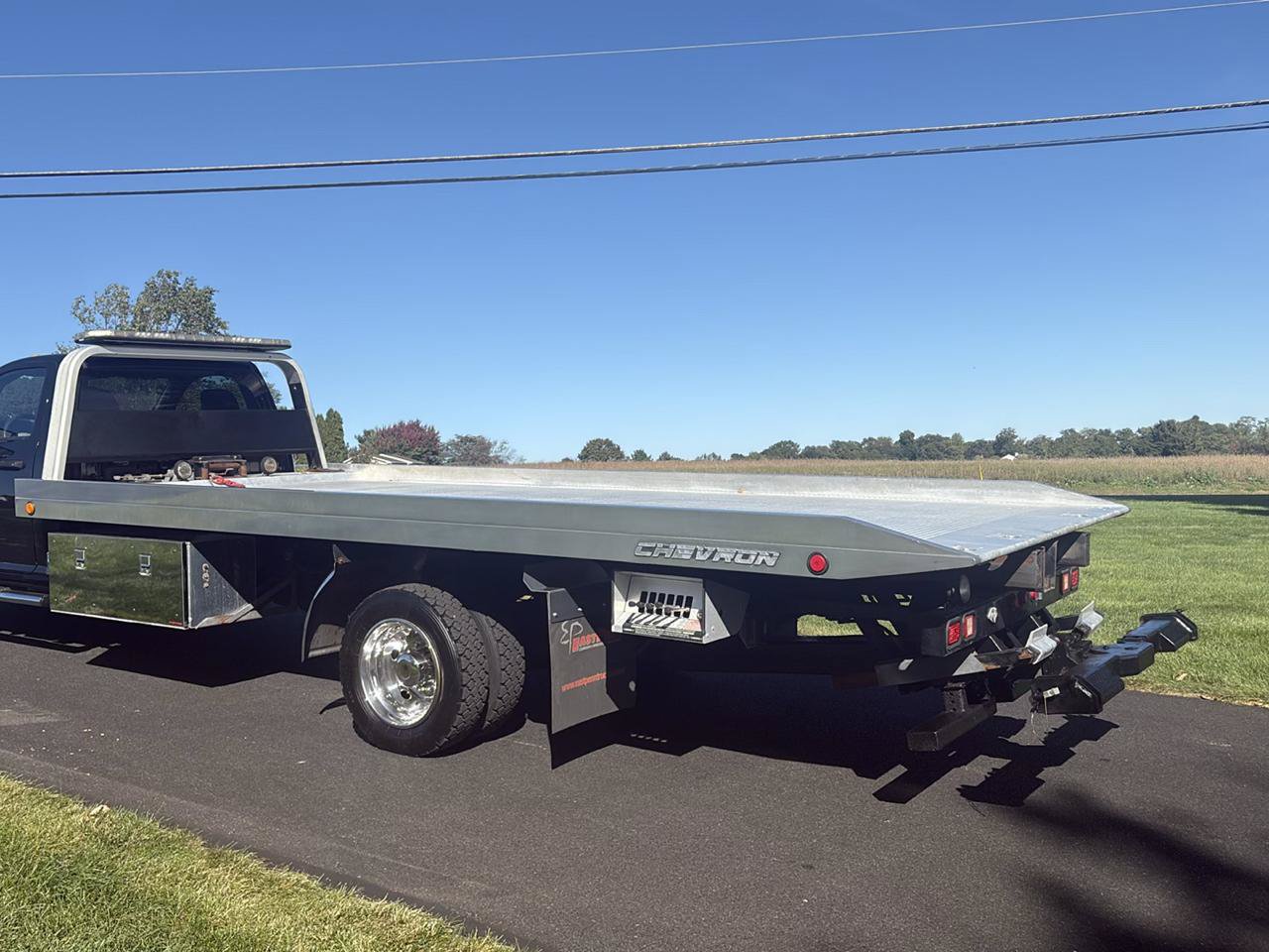 Used 2012 RAM 5500 SLT RWD image 3