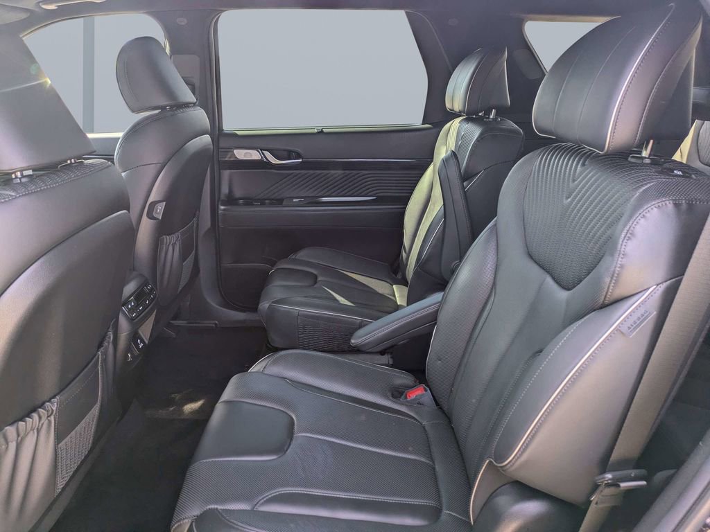 Used 2024 Hyundai Palisade Calligraphy image 14