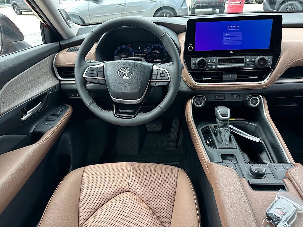 New 2026 Toyota Grand Highlander AWD image 14