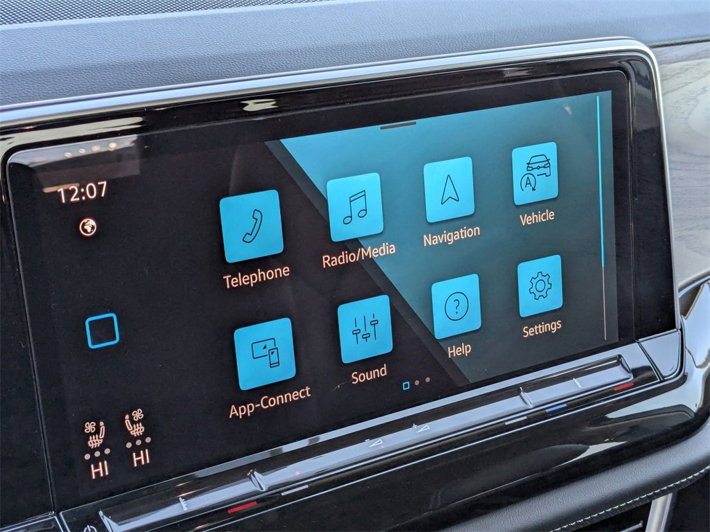 Used 2025 Volkswagen Atlas SE image 23