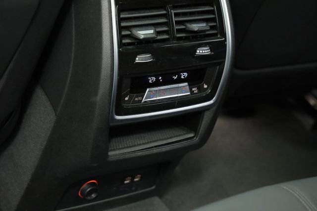 Used 2024 BMW X5 sDrive40i image 42