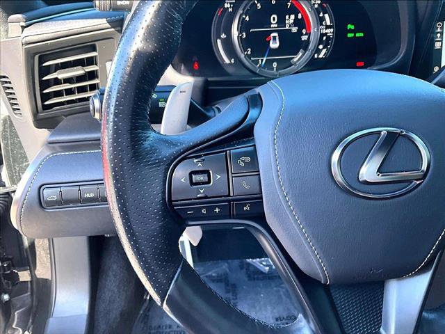 Used 2018 Lexus LC 500 Coupe w/ Touring Package RWD image 18