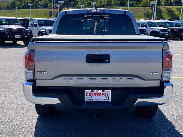 Used 2021 Toyota Tacoma TRD Off-Road AWD/4WD image 4