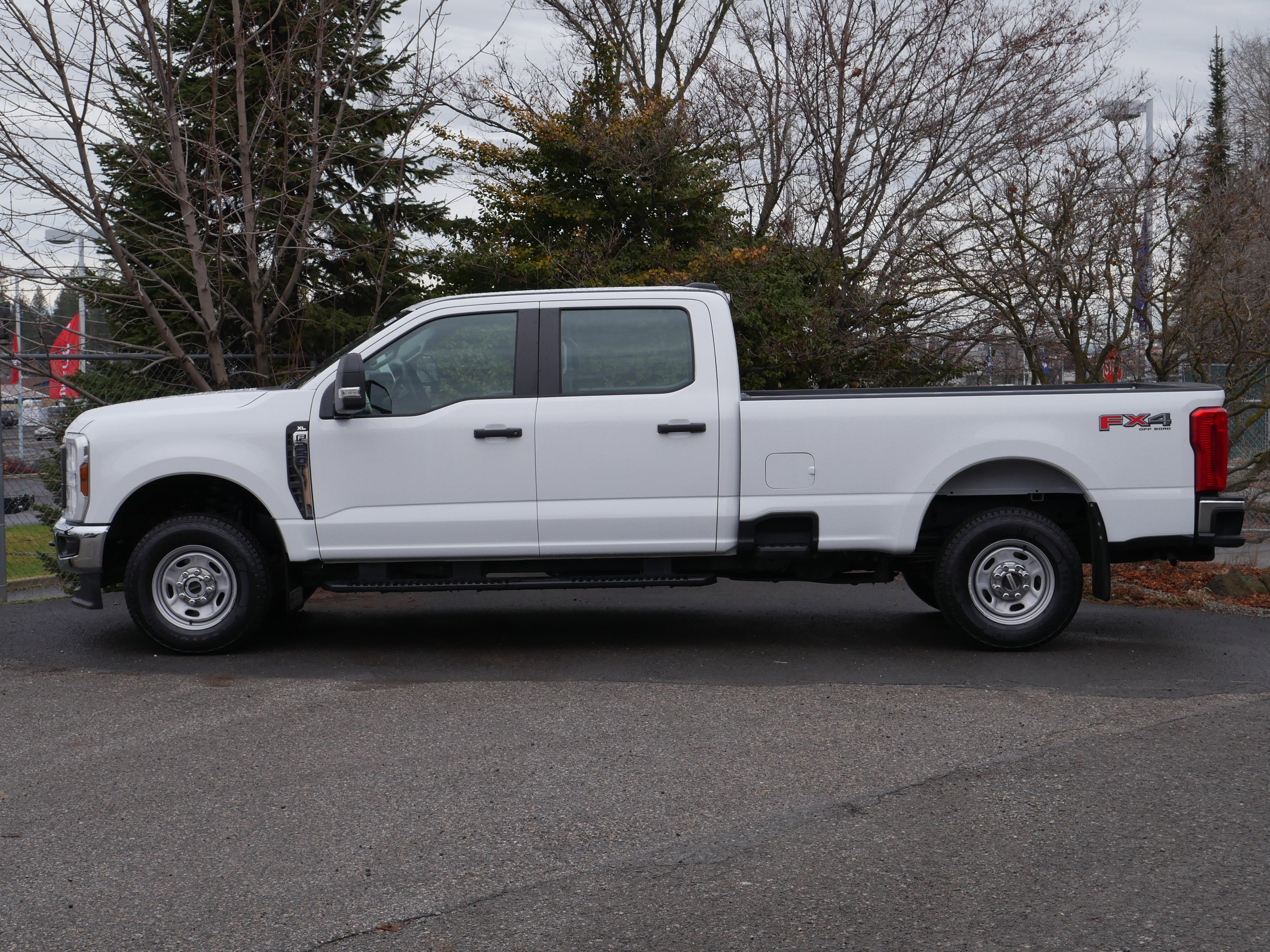 Certified 2024 Ford F250 XL w/ XL Chrome Package image 16