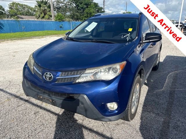 Used 2015 Toyota RAV4 LE FWD image 3