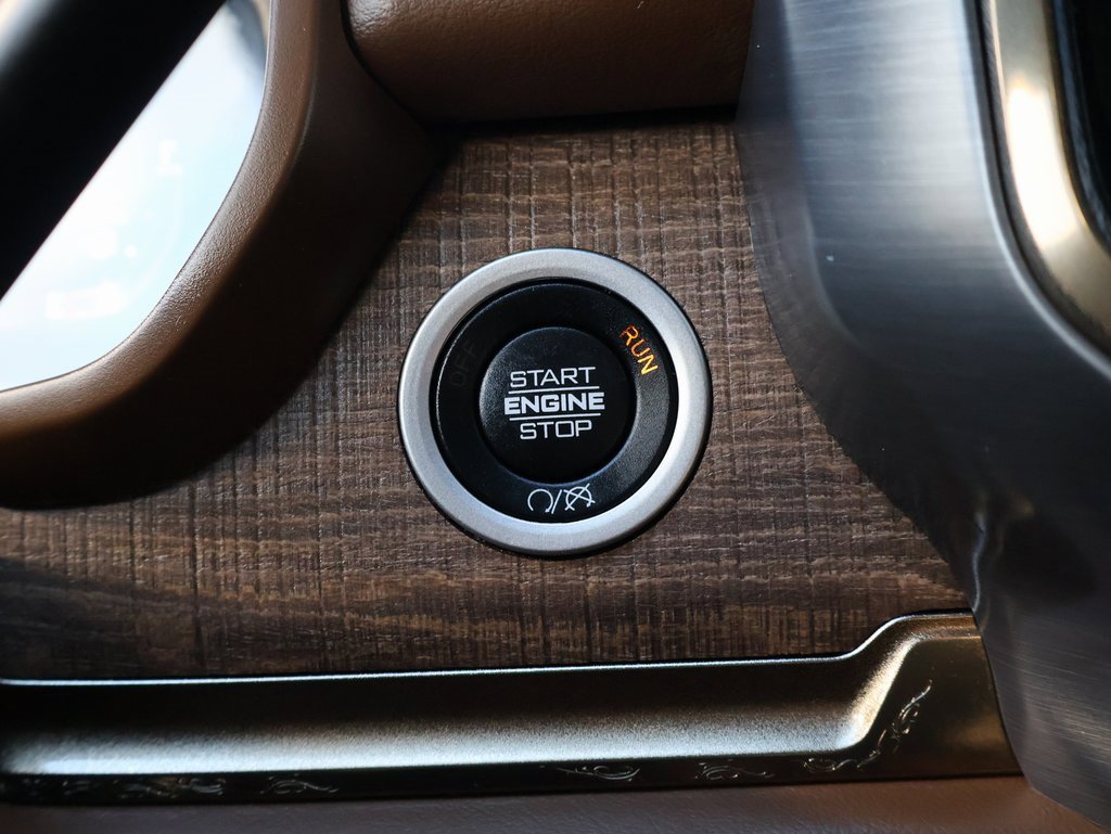 Used 2024 RAM 2500 Limited w/ Towing Technology Group image 21