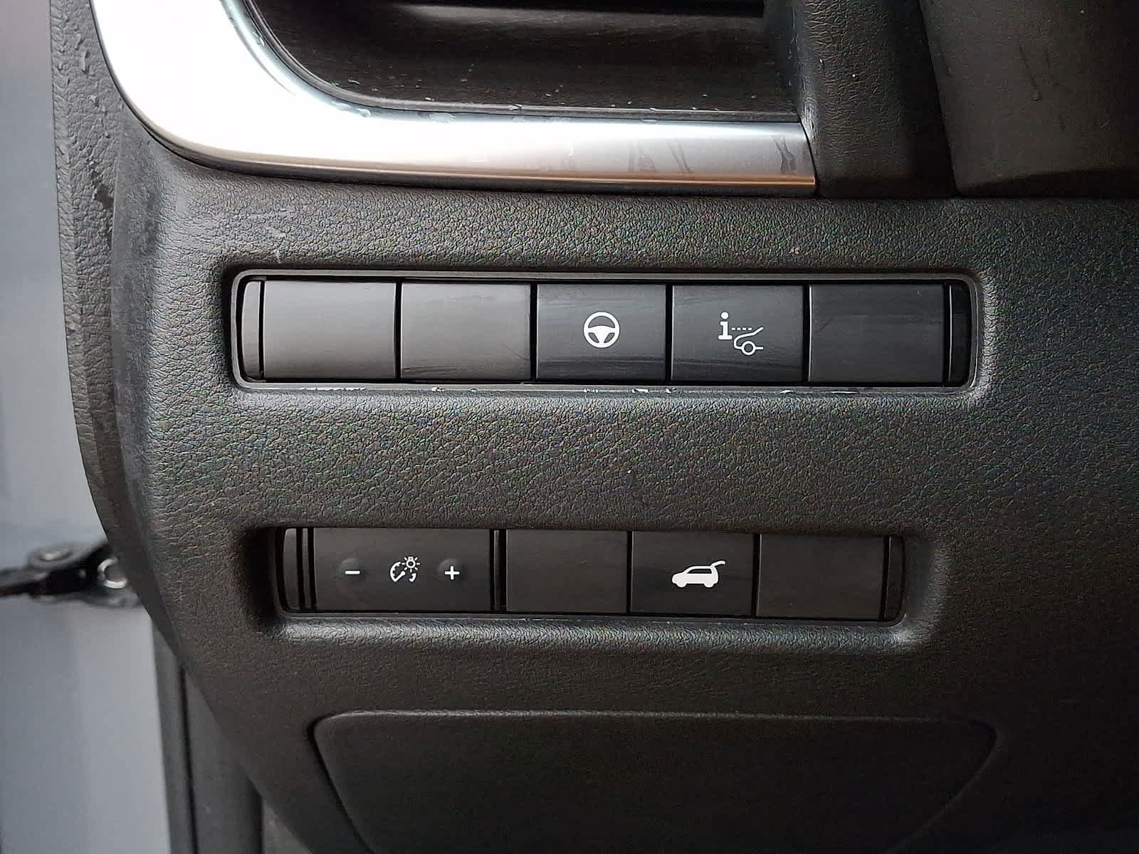 Used 2021 Nissan Rogue Platinum AWD/4WD image 29