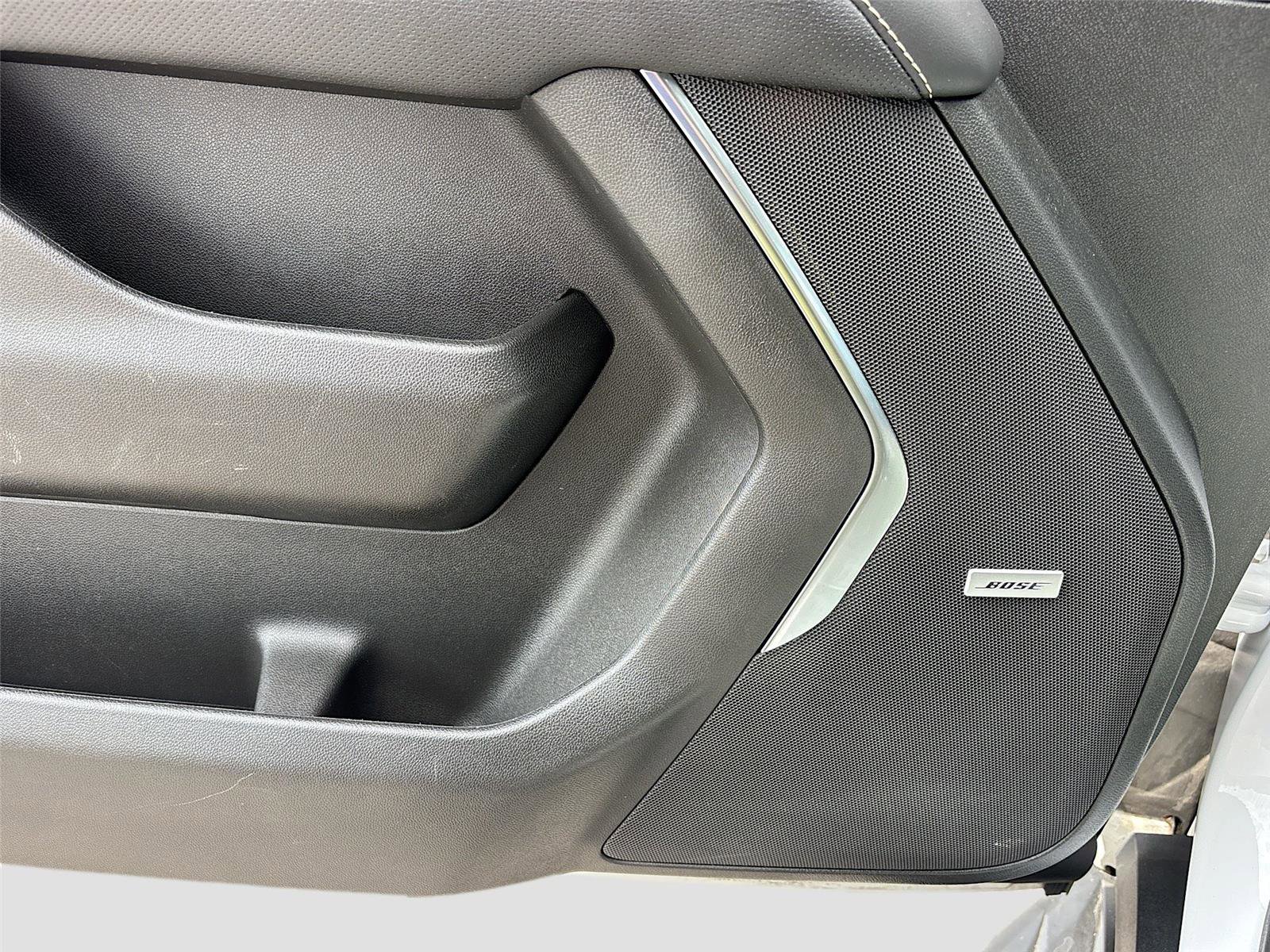 Used 2023 Chevrolet Suburban Premier image 22